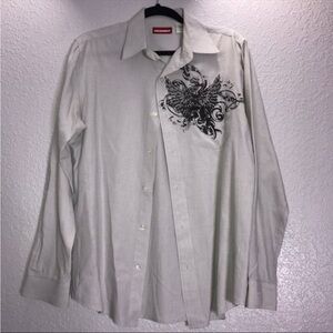 UNIONBAY Light Gray Button-Down Shirt with Black Graphic Chest Print